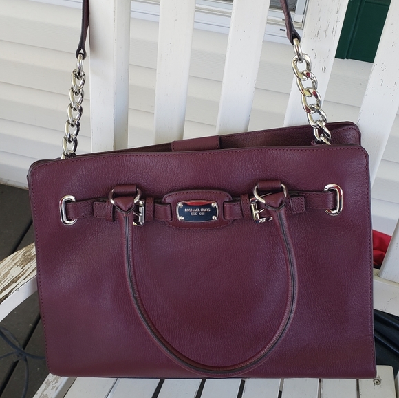 Michael Kors Handbags - Michael Kors burgandy leather shoulder bag
